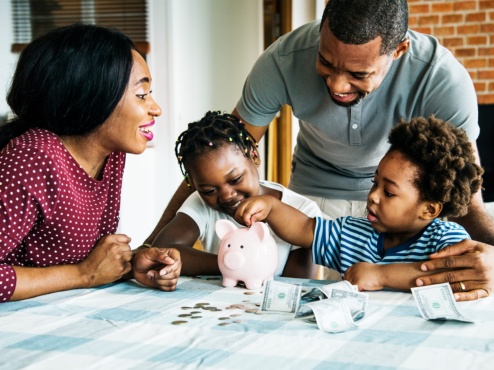 family counting money